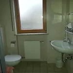 Oda ve Kahvaltı Brucker Gastehaus