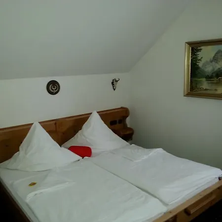 Brucker Gastehaus Отель типа 