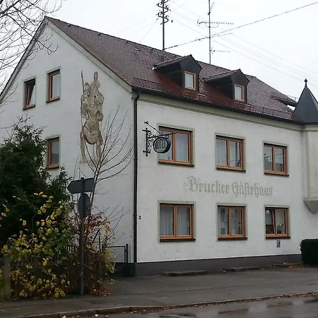 Brucker Gastehaus Couette-café