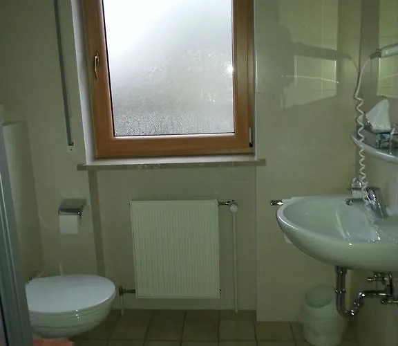 Bed & Breakfast Brucker Gastehaus