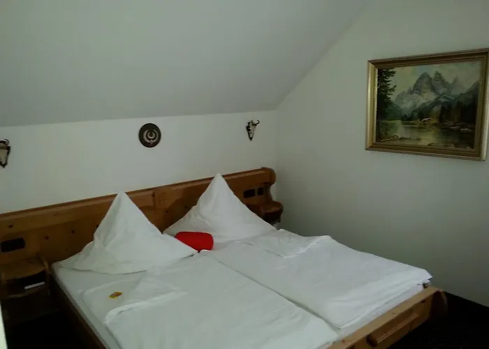Brucker Gastehaus Bed & Breakfast Fuerstenfeldbruck
