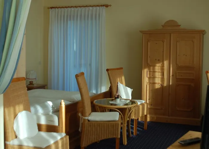 Brucker Gastehaus Bed & Breakfast *